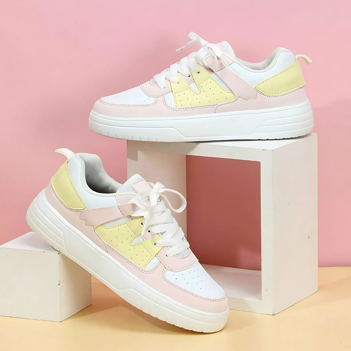 Damen Sommer-Sneaker mit Schnürsenkeln und dicker Sohle