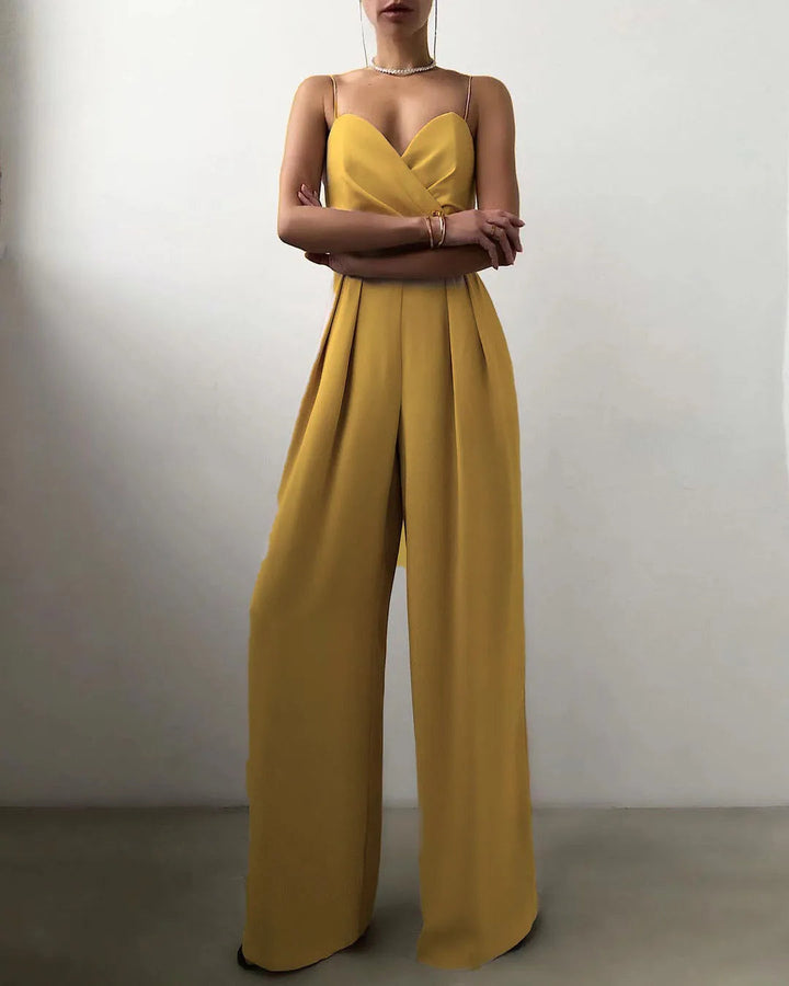 Ärmelloser Jumpsuit mit hohem Bund und weitem Bein