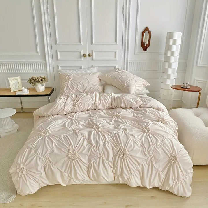 Ruffle Flower Bettwäsche Set  Eleganz und Komfort für Ihr Schlafzimmer