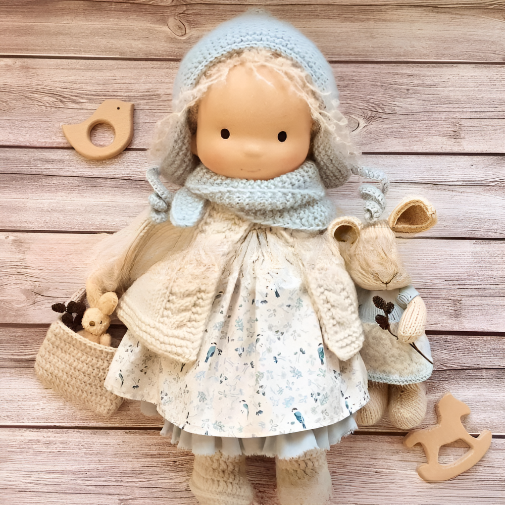 Handgefertigte Waldorf-Kuschelpuppe