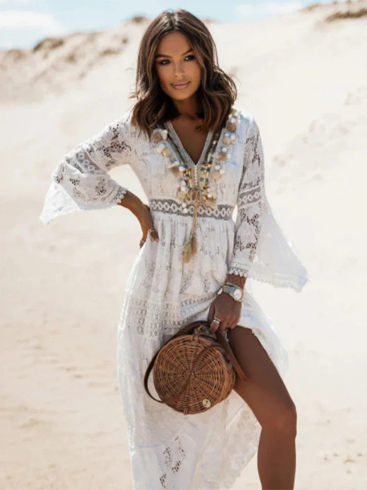 Boho-Maxikleid mit Spitze und eleganten ausgestellten Ärmeln