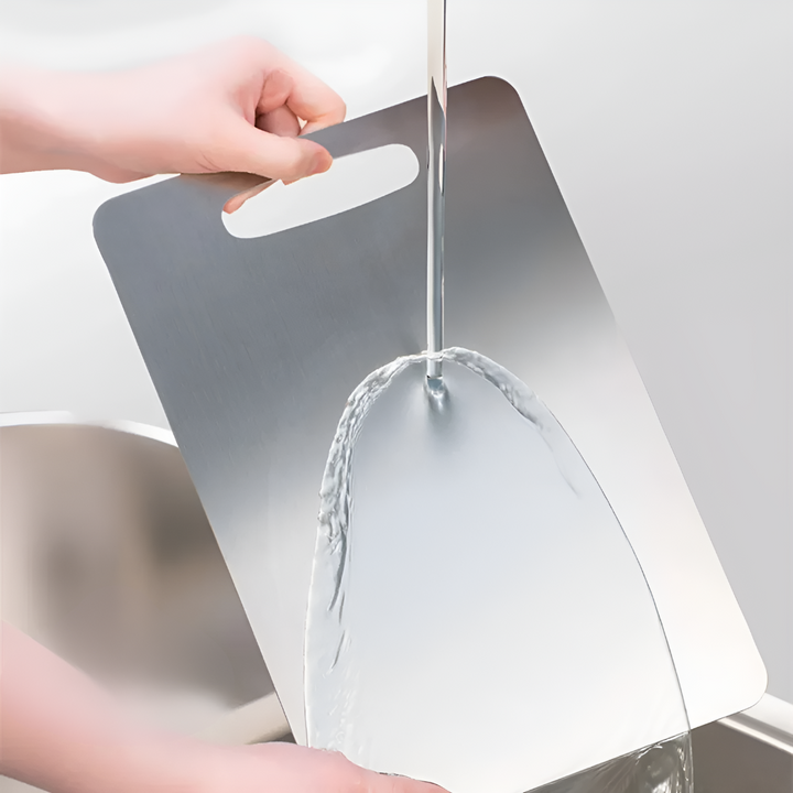 Schneidebrett aus Titan