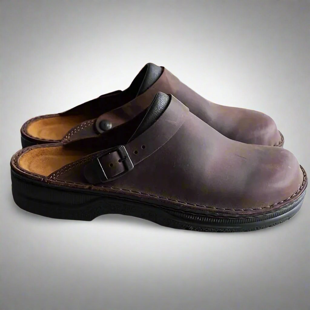 Unisex-Clogs aus Leder zum Hineinschlüpfen