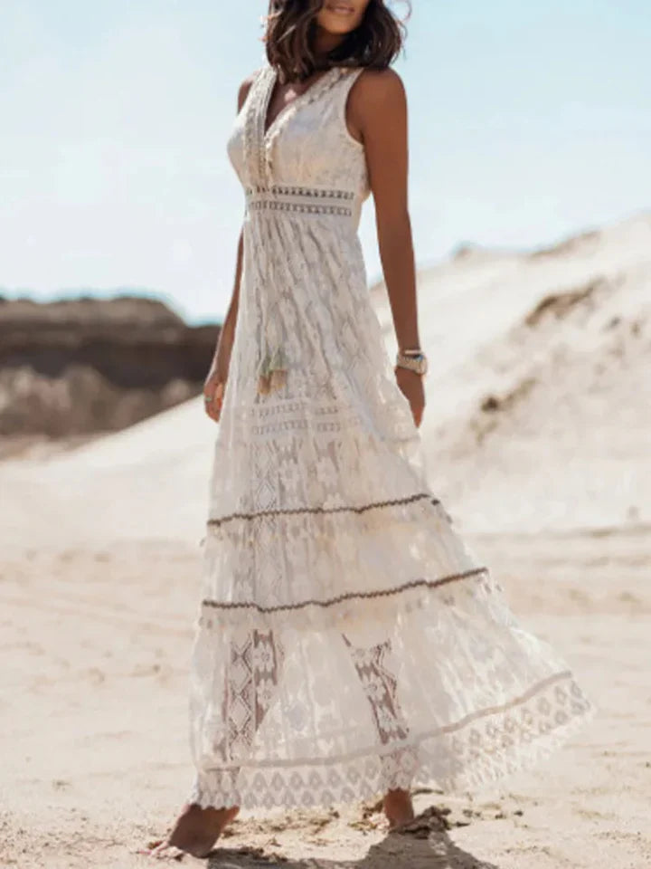 Boho-Maxikleid mit Spitze und eleganten ausgestellten Ärmeln