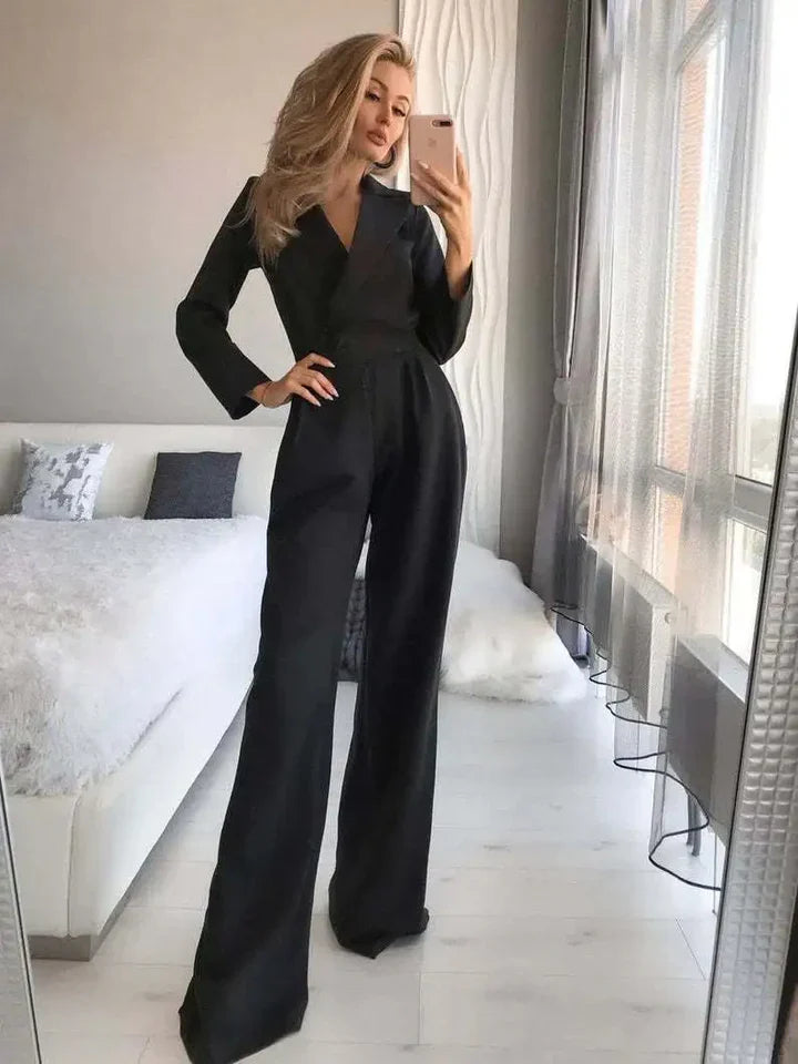 Jumpsuit mit V-Ausschnitt und weitem Bein für Damen