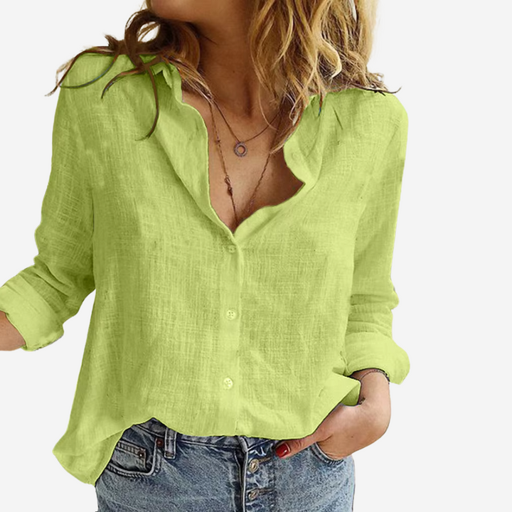 Femke Bluse – Stil und Komfort für warme Tage