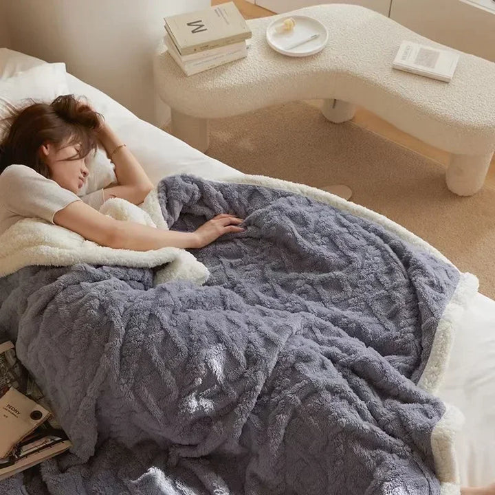 Winterliche Lammwolldecke – Ultimative Wärme und Komfort für kalte Tage