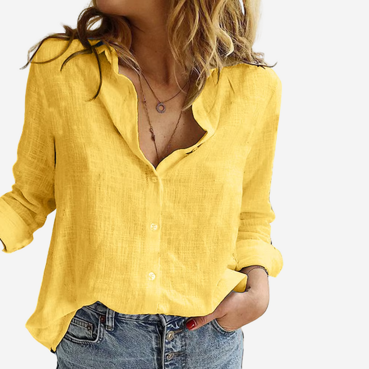 Femke Bluse – Stil und Komfort für warme Tage
