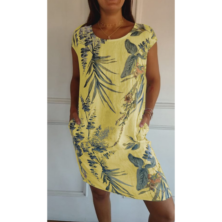 Bequemes Kleid mit Rundhalsausschnitt