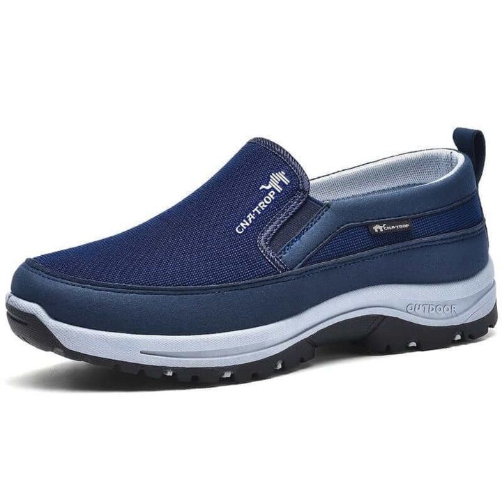 Wasserabweisend. Für Gleichgewicht konzipiert. Schuhe für Komfort bei jedem Wetter.