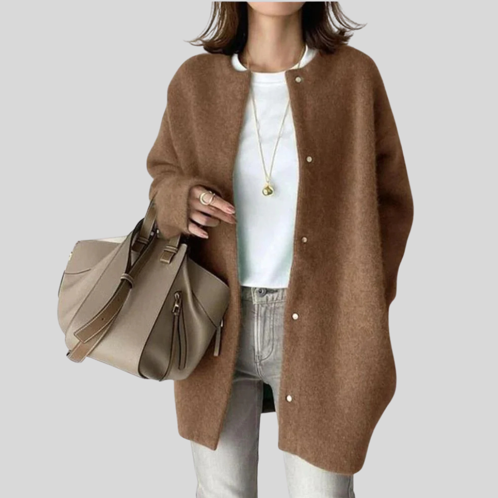 Elegante Strickjacke – Raffinierte Stricklage