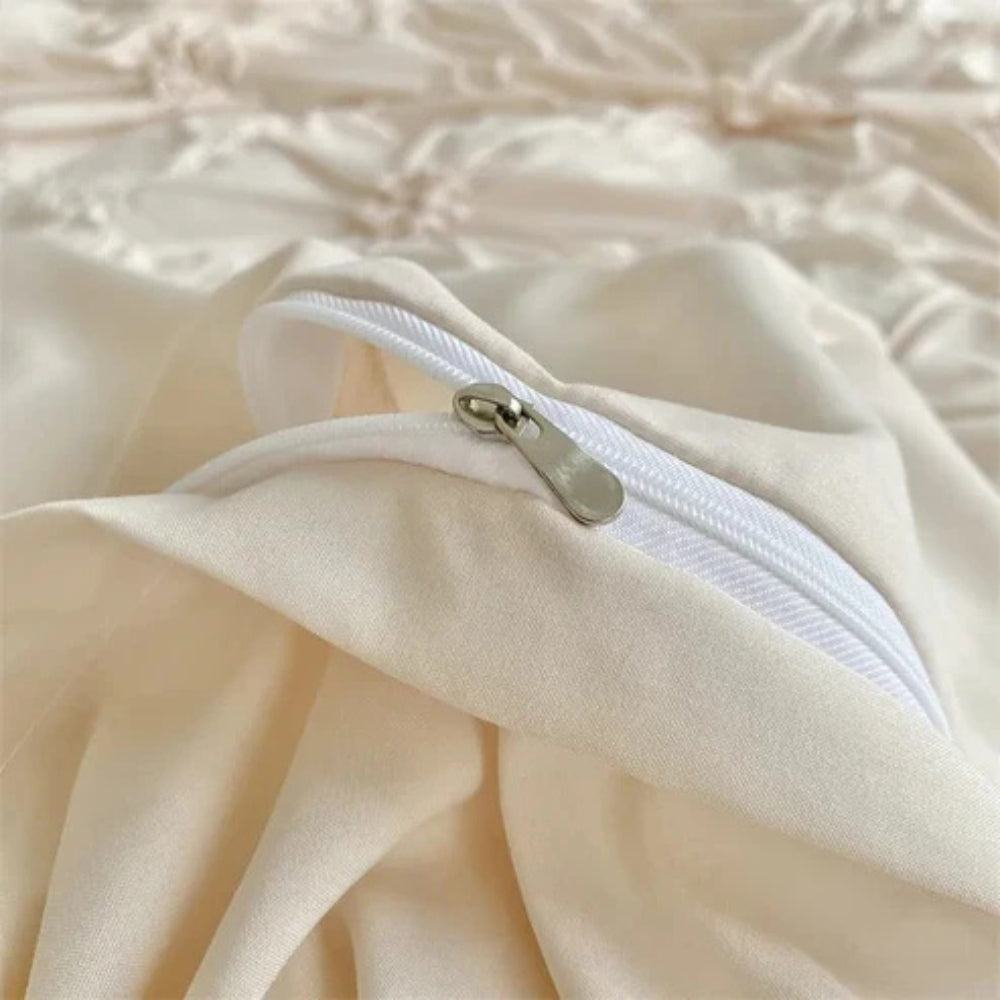 Ruffle Flower Bettwäsche Set  Eleganz und Komfort für Ihr Schlafzimmer