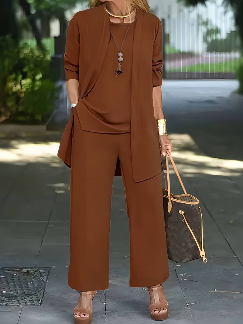 Eleganter dreiteiliger Hosenanzug für Damen