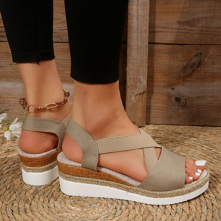 Damen Sommer-Wedgesandalen mit Plateausohle und Kreuzriemen
