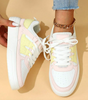 Sportliche Turnschuhe für Damen