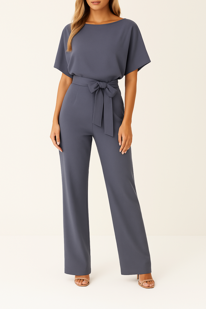 Sophia Jumpsuit – Minimalistisch, elegant und vielseitig