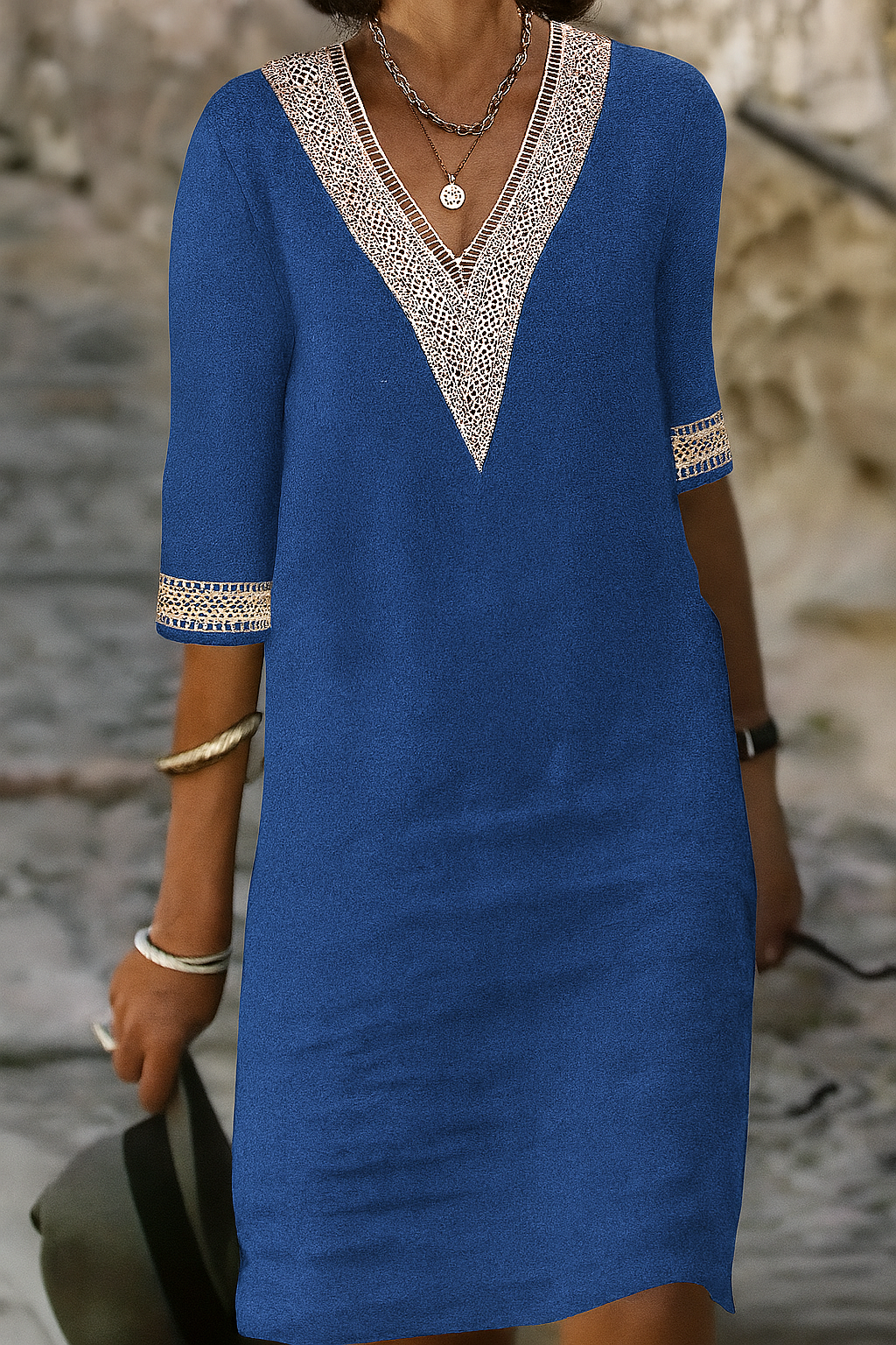 Retro Minikleid mit V-Ausschnitt – Baumwoll-Leinen-Mix für feminine Eleganz