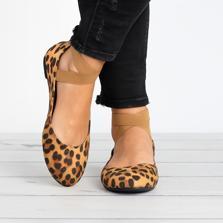 Ballerinas mit elastischem Riemen und Wildlederfinish