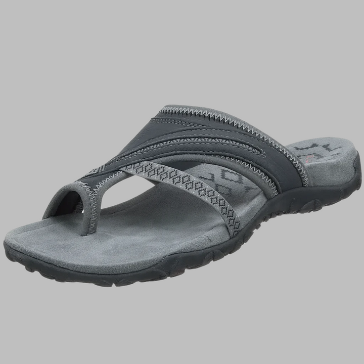 Bequeme Flip-Flops mit gekreuzten Riemen