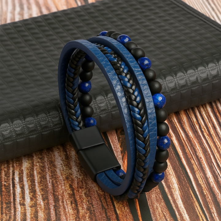 Herrenarmband aus Leder und Steinperlen in Lagenoptik