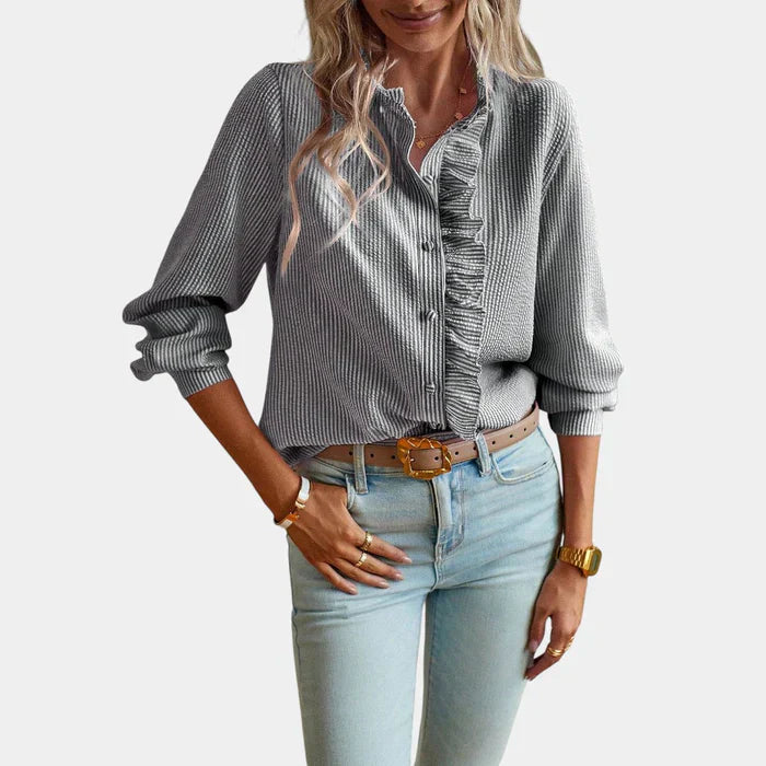 Gestreifte Damenbluse mit Rüschen und elegantem Knopfverschluss