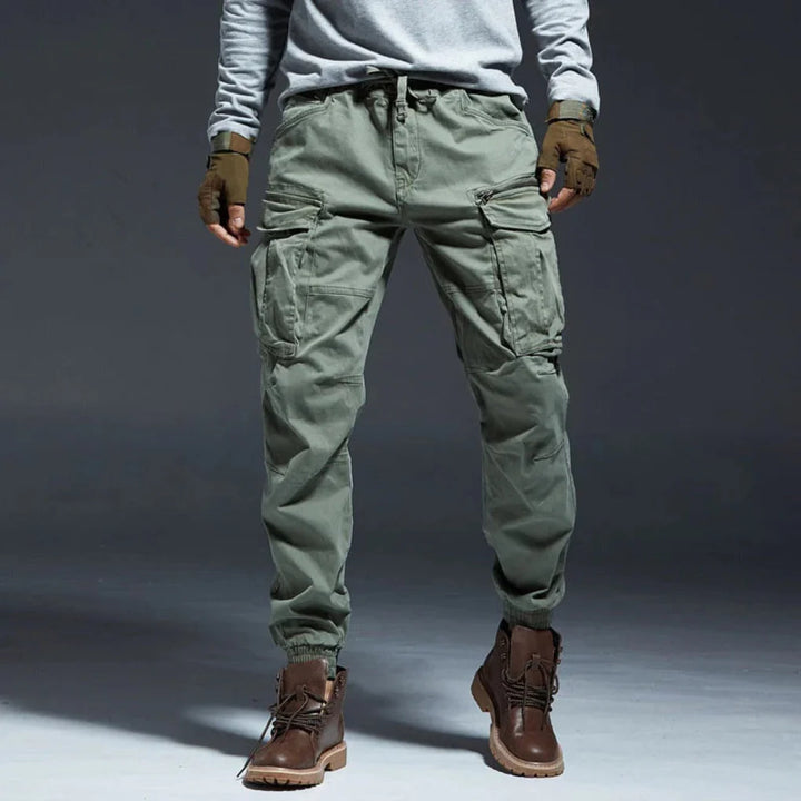 Herren-Cargohose mit mehreren Taschen