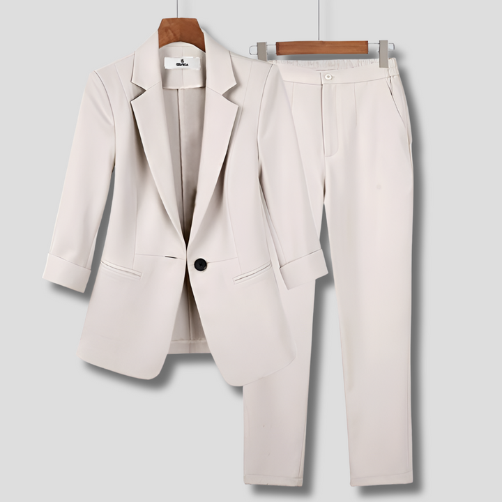 Formelles Kostüm für Damen mit Blazer und Hose