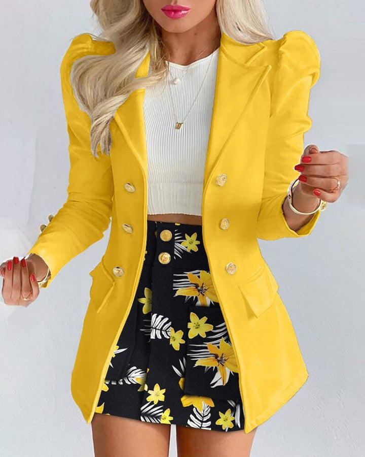 Damen Sommer-Blazer-und-Rock-Set mit goldfarbenen Knöpfen