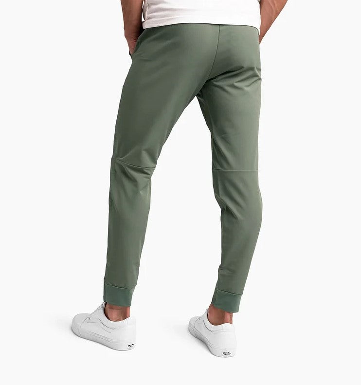 Herrenhose mit Tunnelzugbund und Taschen