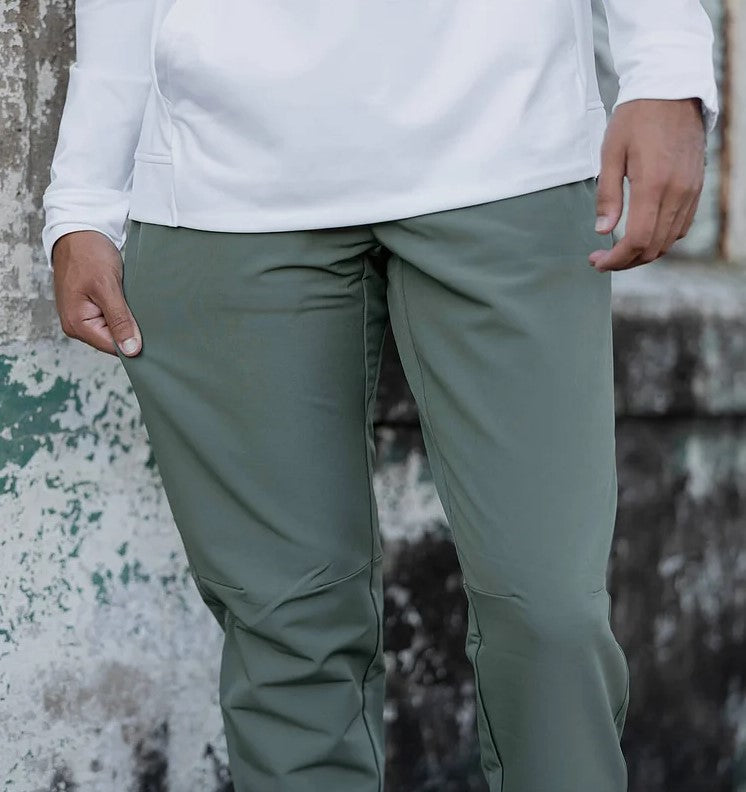 Herrenhose mit Tunnelzugbund und Taschen