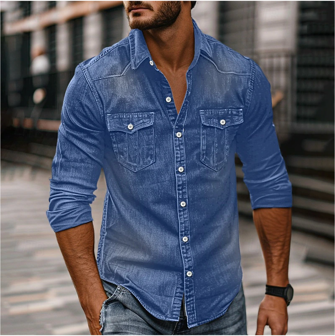 Langärmliges Herrenhemd aus Denim mit Brusttaschen und Knopfleiste