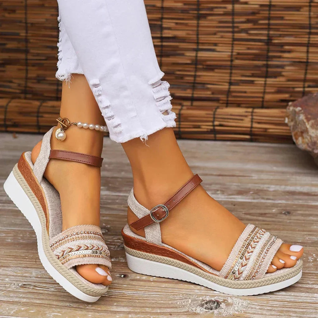 Boho-Sandalen mit Keilabsatz für Damen