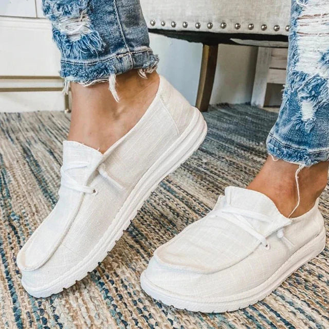 Damen Slip-on Sommerschuhe mit weißen Schnürsenkeln