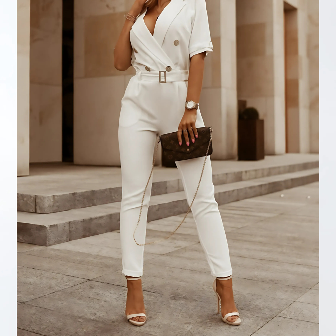 Eleganter Jumpsuit mit Gürtel