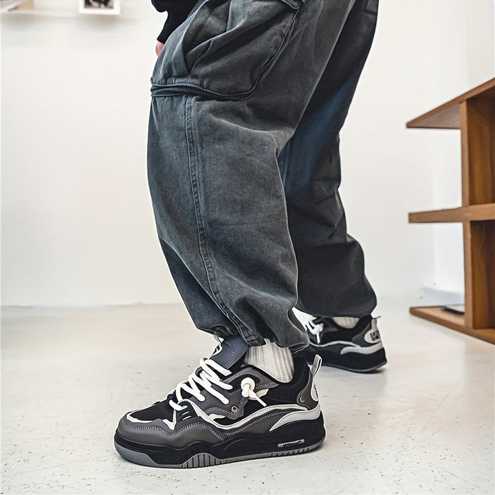 Herren Sneaker mit Schnürverschluss und Colorblock-Design