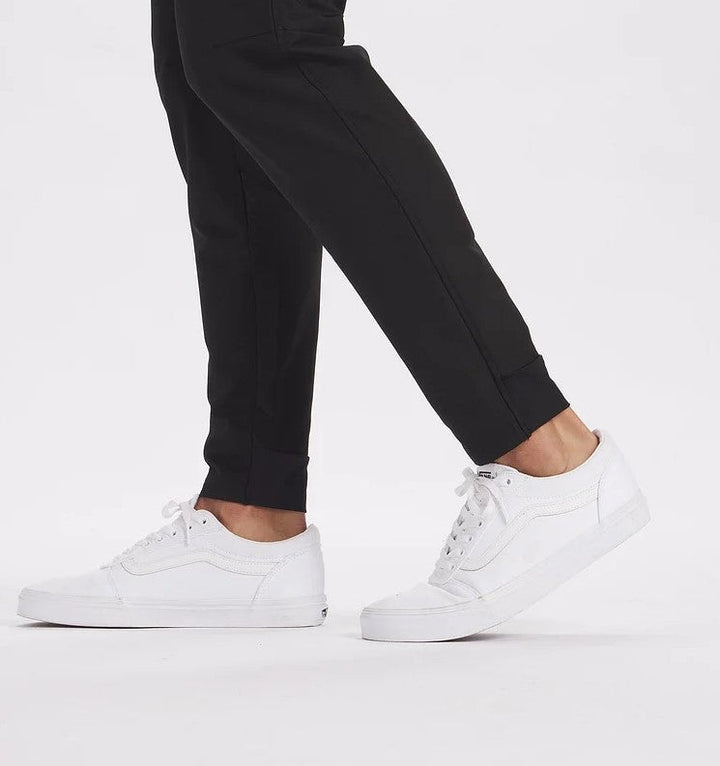 Herrenhose mit Tunnelzugbund und Taschen