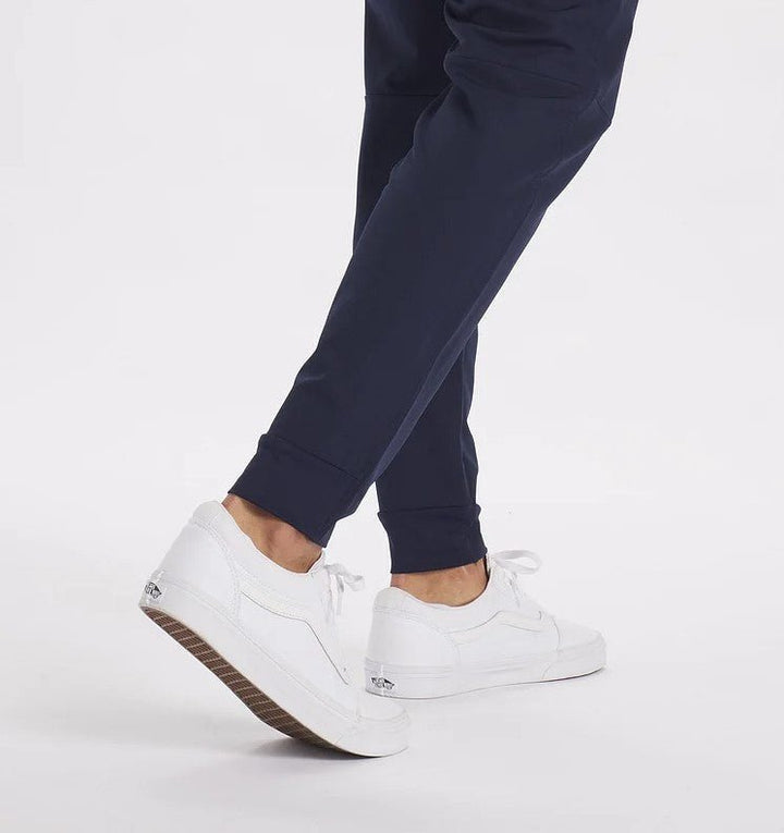 Herrenhose mit Tunnelzugbund und Taschen