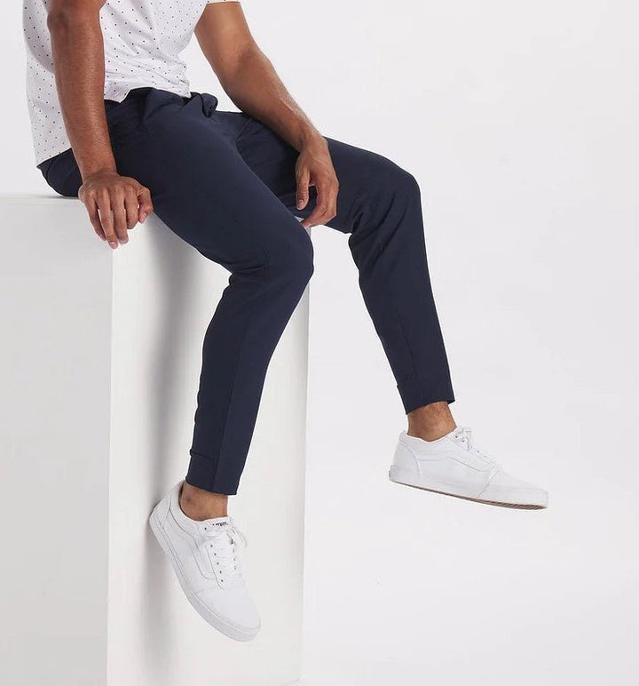 Herrenhose mit Tunnelzugbund und Taschen