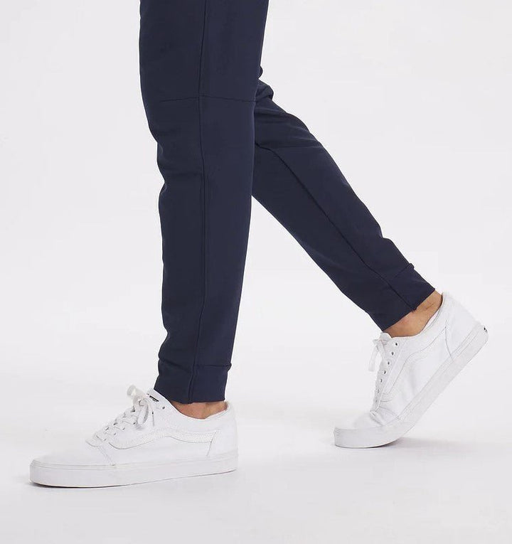 Herrenhose mit Tunnelzugbund und Taschen