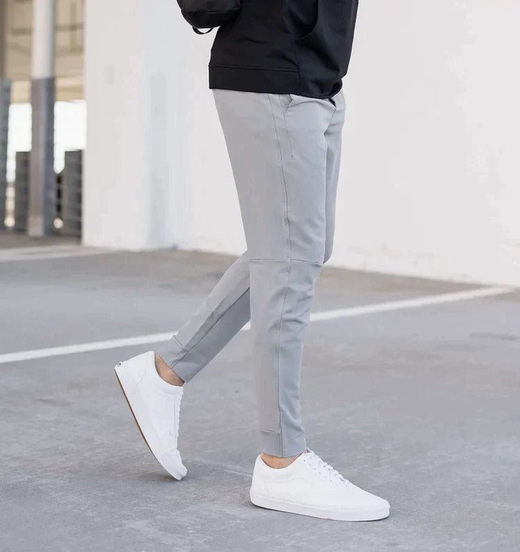 Herrenhose mit Tunnelzugbund und Taschen