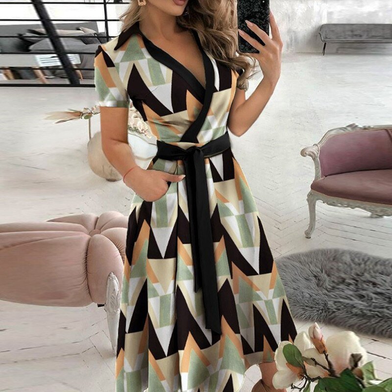 Damen Sommer Midikleid mit Gürtel und Taschen